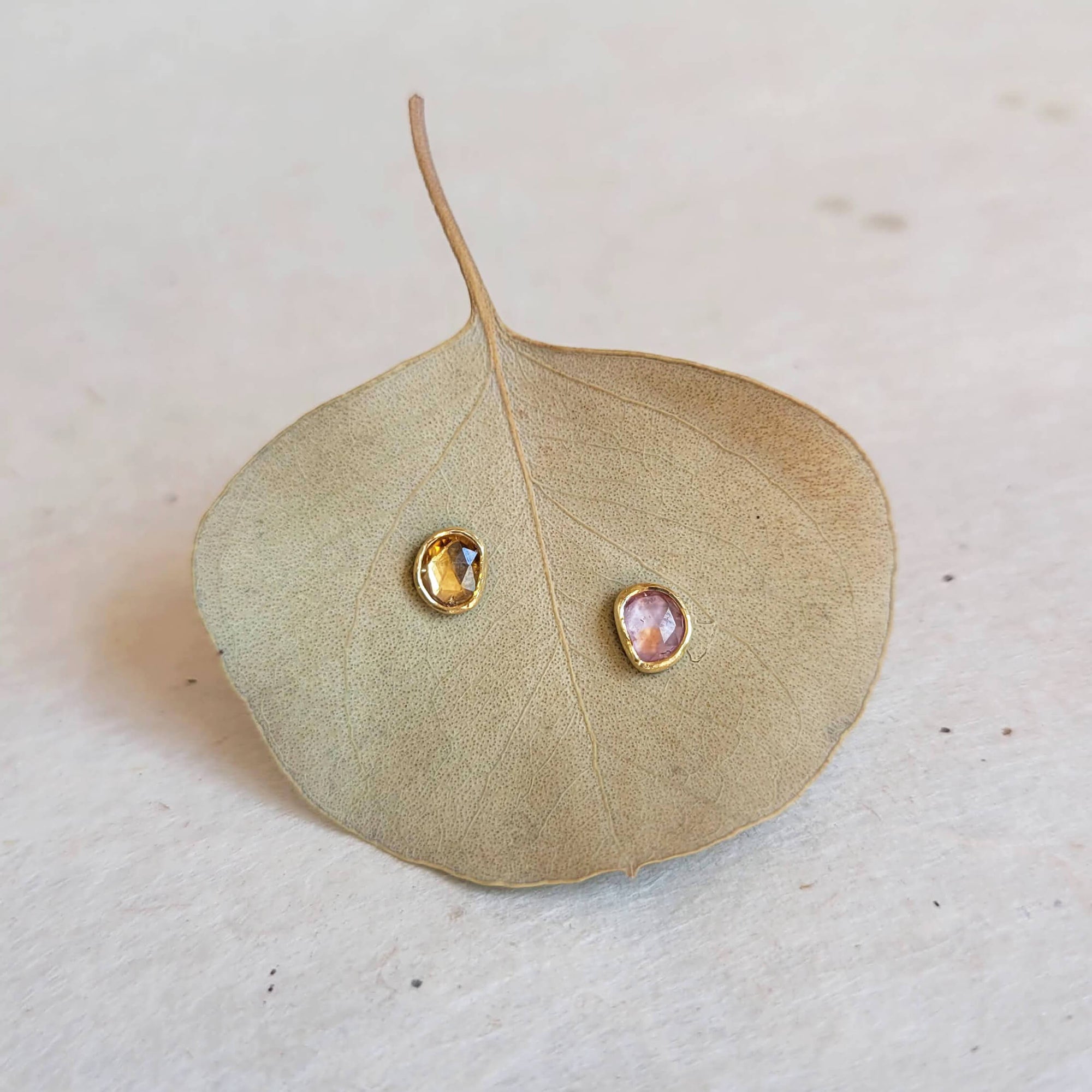 Mis-matched Rose Cut Sapphire Stud Earrings in Yellow Gold