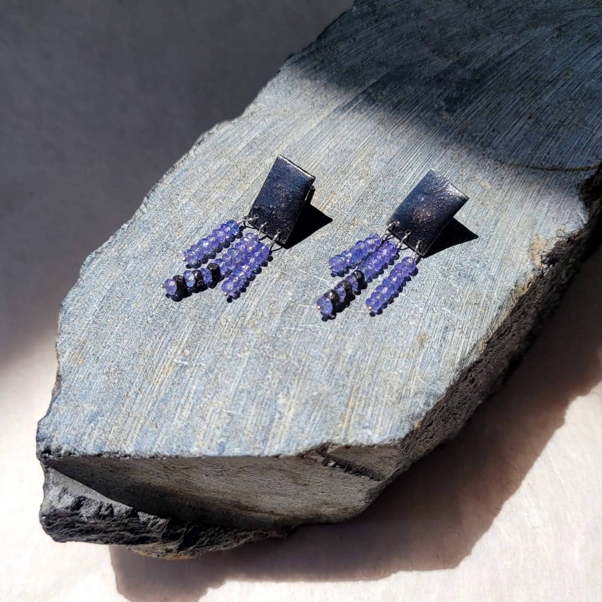 Oxidized Cells with Tanzanite Fringe